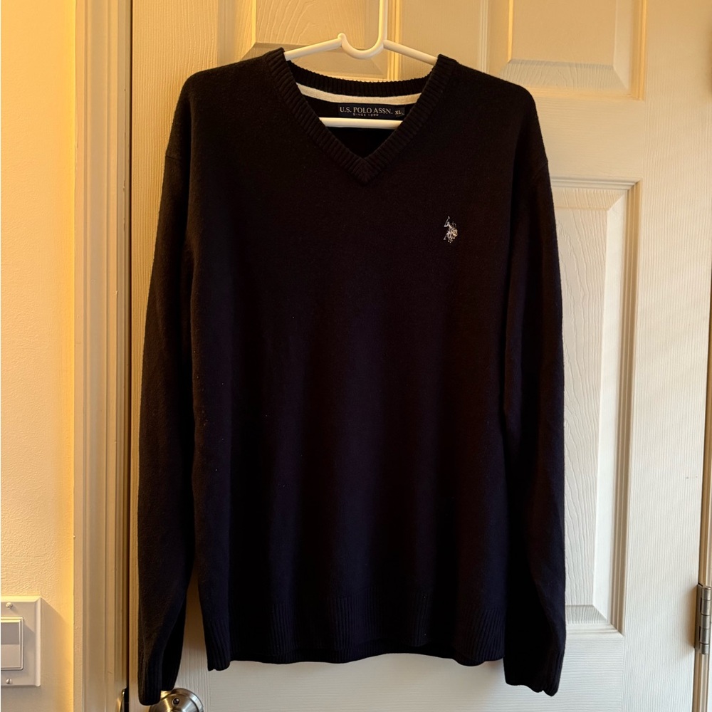U.S. Polo Assn. Men's Black V-Neck Sweater